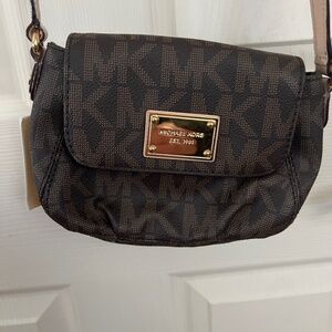 Michael Kors Jet Set small crossbody bag